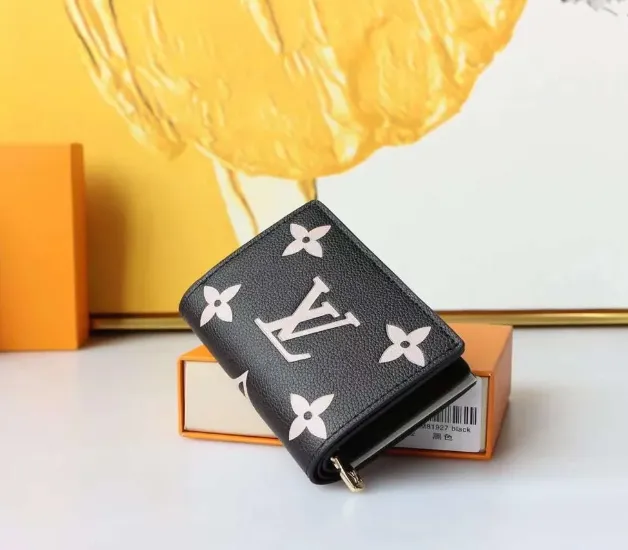 Designer Wallets - 6891